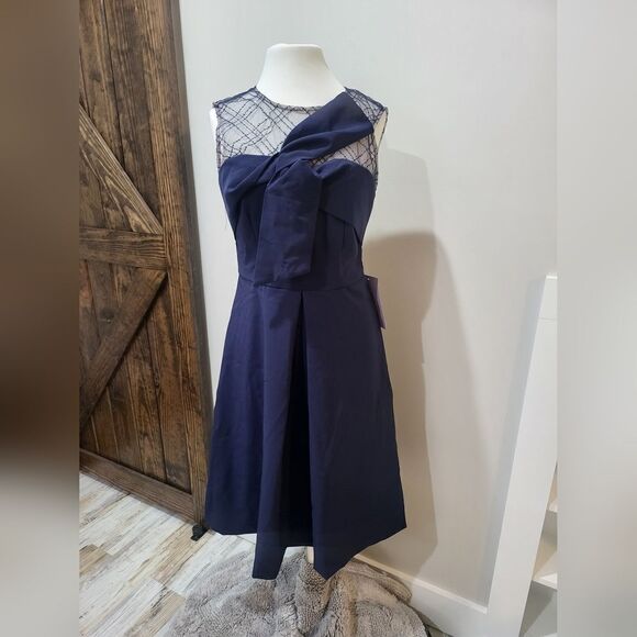 JS COLLECTIONS REILLE KNEE LENGTH BOW DRESS NWT size 6 Navy Blue - Picture 4 of 7